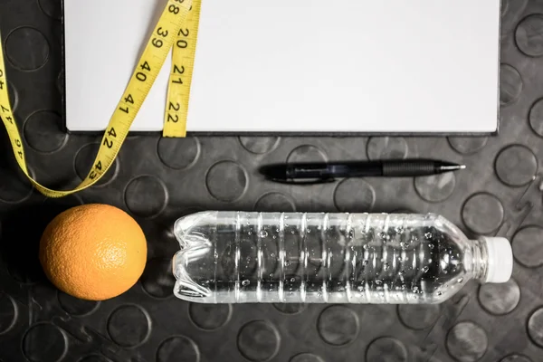 Material de entrenamiento en el gimnasio —  Fotos de Stock