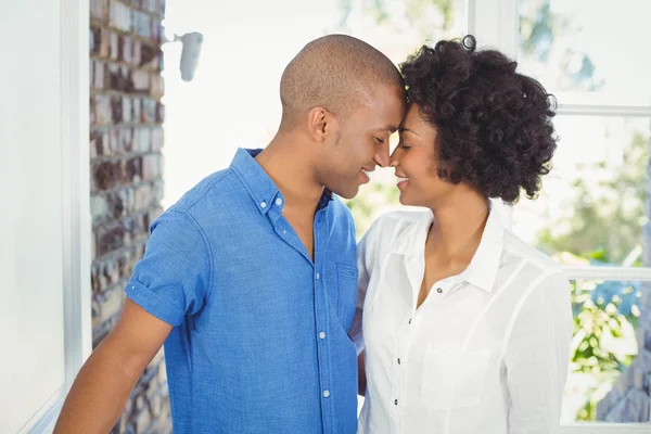 Happy couple nose to nose — Stockfoto