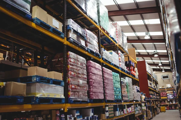 View of the warehouse isle — Stock Photo, Image