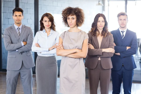 Equipe de negócios confiante no escritório — Fotografia de Stock