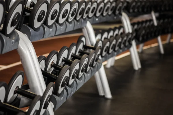 Máquina de ejercicio en el gimnasio — Foto de Stock