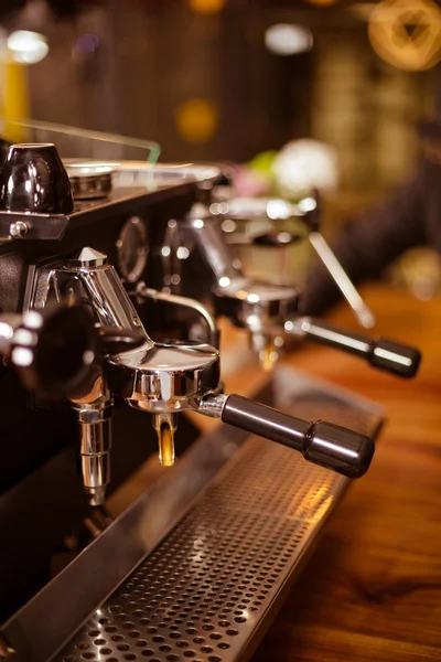 Koffiemachine bij de coffeeshop — Stockfoto