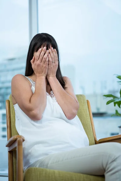 Donna incinta con nausea — Foto Stock