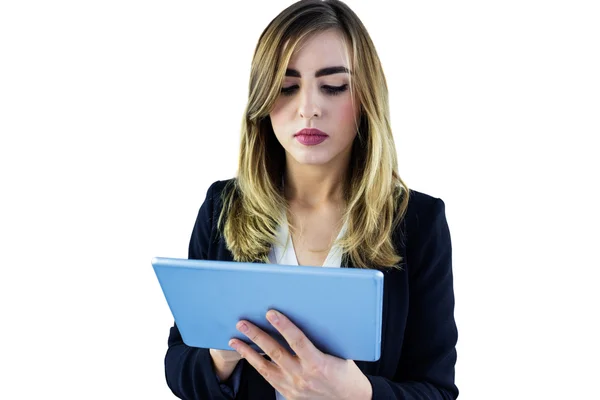 Vrouw met behulp van een Tablet PC — Stockfoto