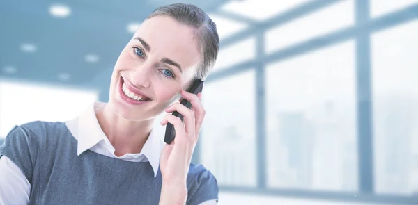 Businesswoman using mobile phone — Stock Photo, Image