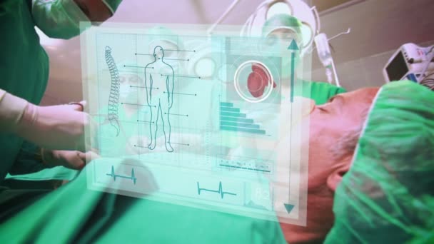 Médecins utilisant les dernières technologies — Video