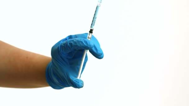 Arts weergegeven: de injectiespuit op camera — Stockvideo