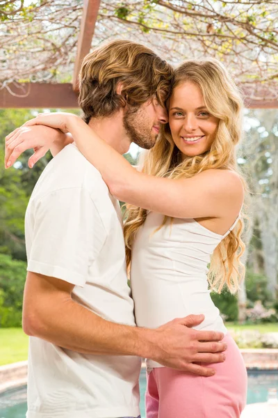 Cute couple cuddling — Stock Photo, Image