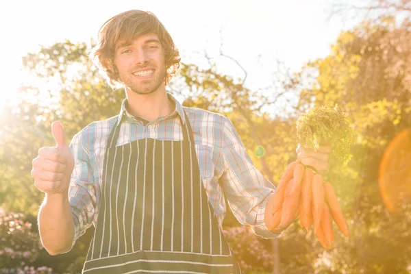 Gardener  showing a thumbs up — Stock Photo, Image