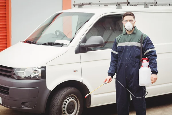 Manitas con insecticida de pie — Foto de Stock