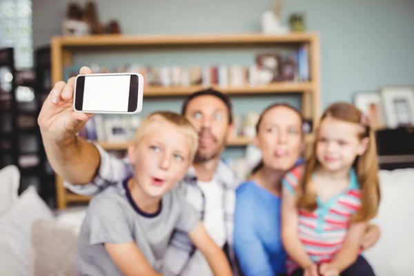 Familie nemen selfie — Stockfoto