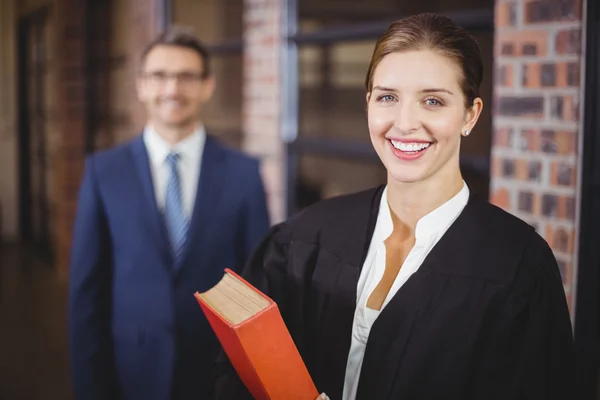 Feliz abogada con hombre de negocios —  Fotos de Stock