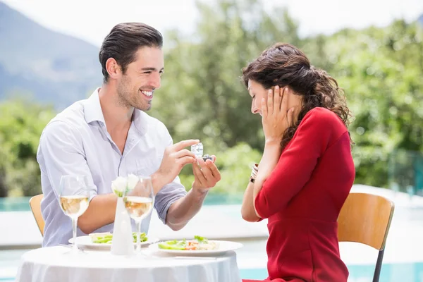 Man giving engagement ring — Stock Photo, Image