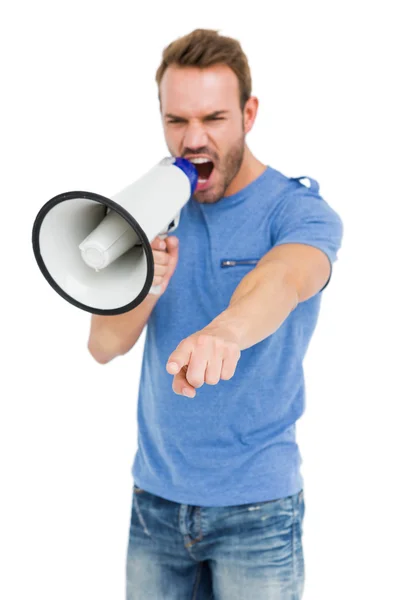 Homem gritando no alto-falante chifre — Fotografia de Stock
