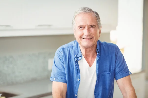 Portrait of happy senior man — Stock Photo, Image