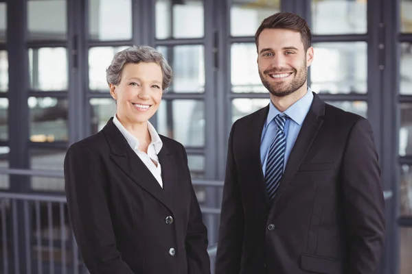 Business people standing in office — Stock Photo, Image