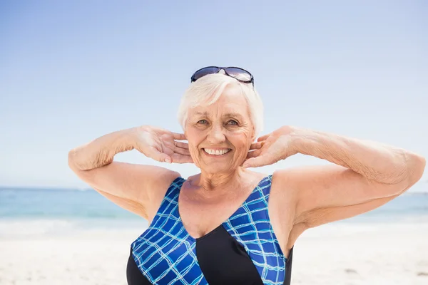 Portrait of smiling senior woman — Stock Photo, Image