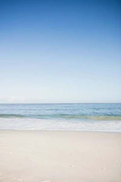 Vista del bordo d'acqua della spiaggia — Foto Stock