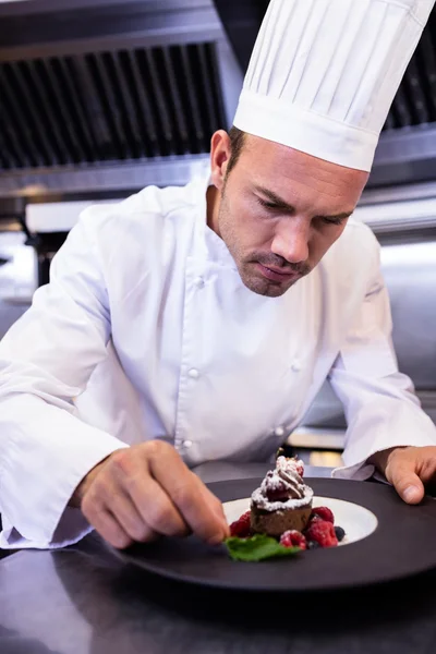 Chef-kok bijgerechten dessert bord — Stockfoto