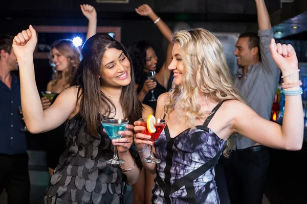 Portrait of friends having a drink — Stock Photo, Image