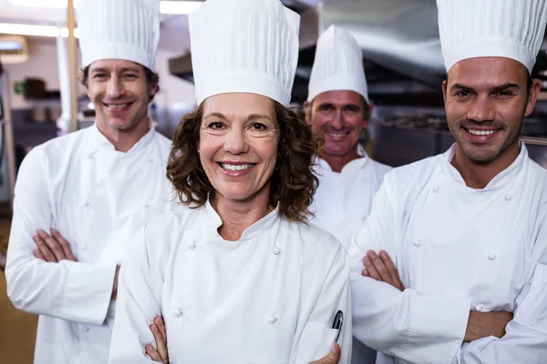 Chefs souriant à la caméra — Photo