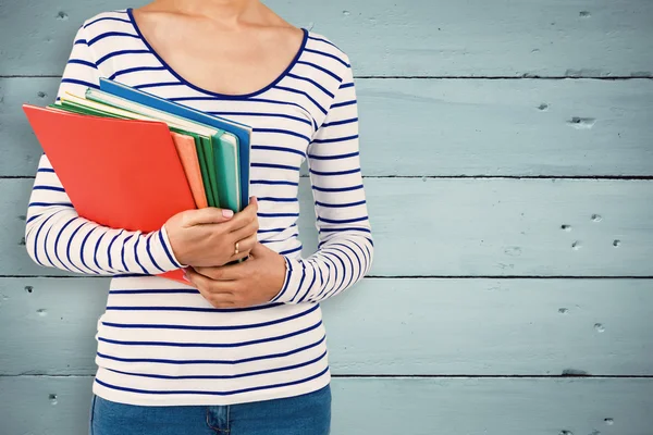 Mujer sosteniendo archivos — Foto de Stock