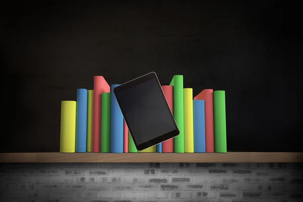 Βιβλία και tablet σε μαύρο φόντο — Φωτογραφία Αρχείου