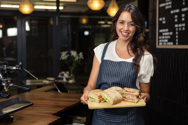 Barista Halteplatte mit Sandwich — Stockfoto