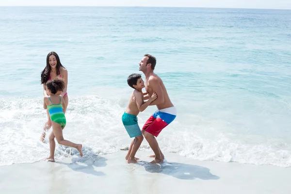 Parents enjoying with children — Stock Photo, Image