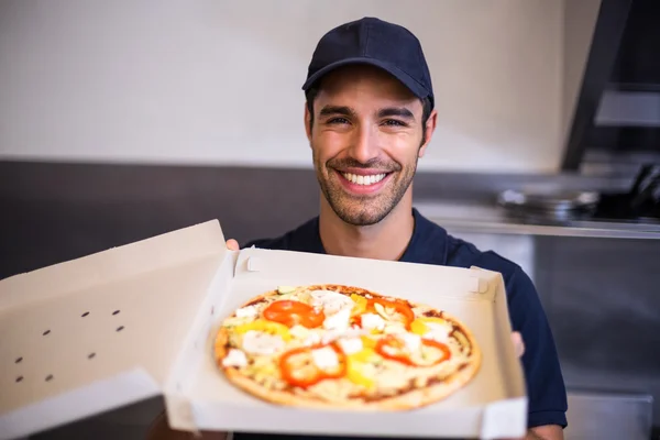 Pizzabote zeigt Schachtel — Stockfoto