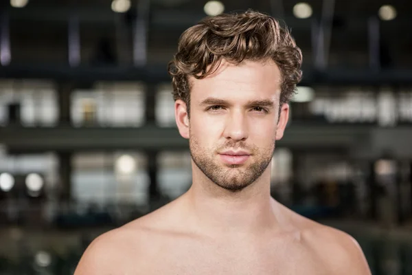 Swimmer standing near pool — Stock Photo, Image