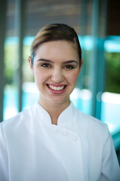 Confident female masseur — Stock Photo, Image