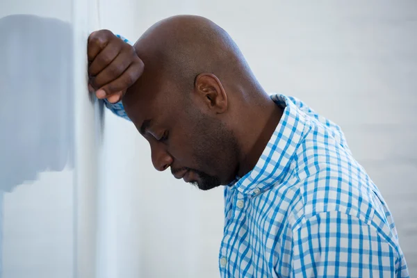 Upset man with eyes closed — Stock Photo, Image