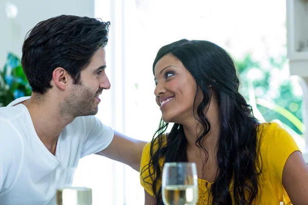 Romantic couple looking at each other — Stock Photo, Image