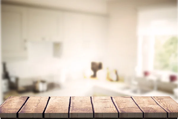 Wooden Floor против интерьера кухни — стоковое фото