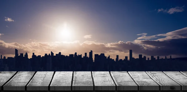 Samengestelde afbeelding van houten bureau — Stockfoto