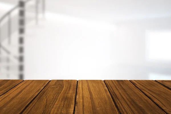 Pavimento in legno massello con scale a chiocciola — Foto Stock