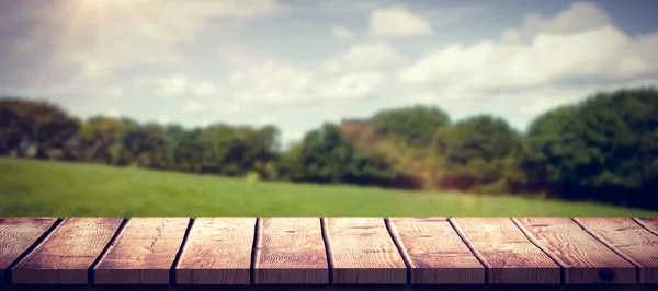 Złożony obraz drewniane biurko — Zdjęcie stockowe