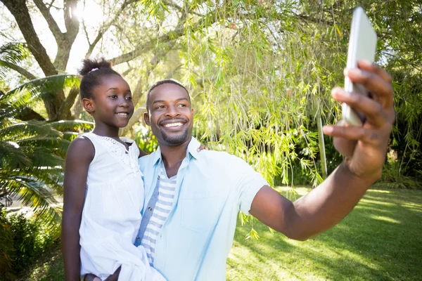 Famiglia felice divertirsi — Foto Stock