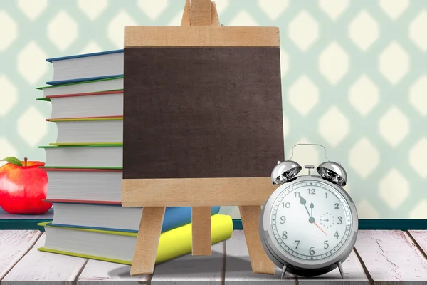 School objects on desk — Stock Photo, Image