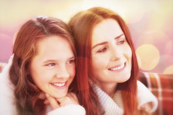 Pretty mother and daughter — Stock Photo, Image