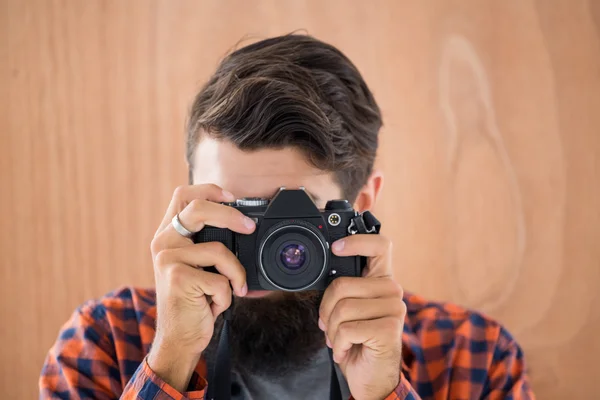 Hipster prendre des photos — Photo