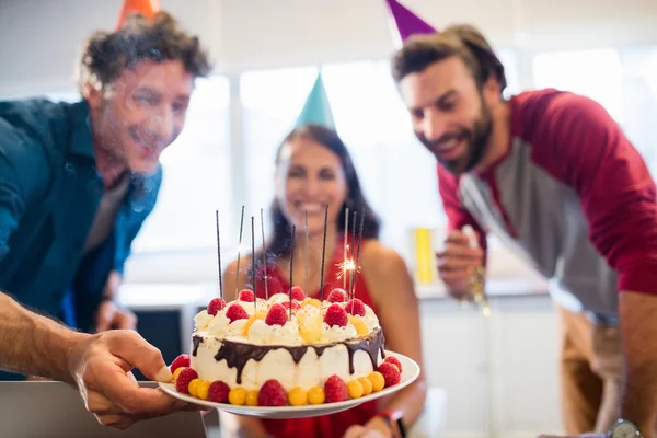 Colleagues celebrating a birthday — Stock Photo, Image