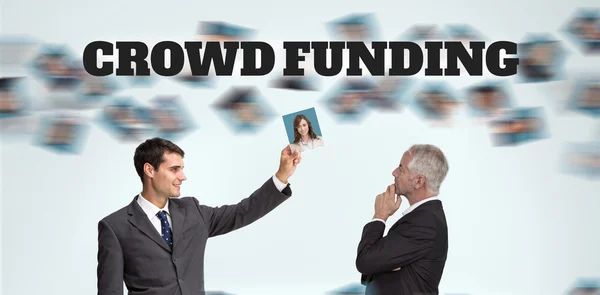 Palavra crowdfunding contra fundo branco — Fotografia de Stock
