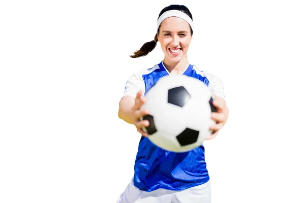 Mujer futbolista con pelota — Foto de Stock