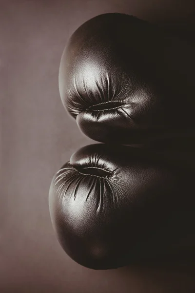 黑人拳击手套 — 图库照片