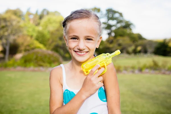 Kid posing at camera — Stock Photo, Image