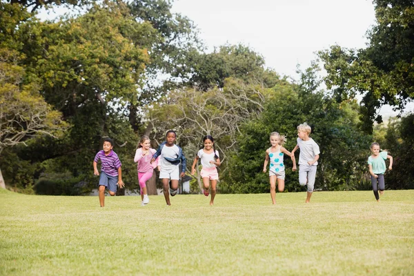 Kids playing together — Stock Photo, Image