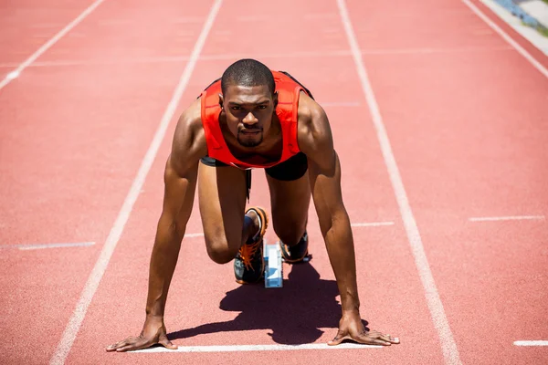 Sportler bereit zum Laufen — Stockfoto
