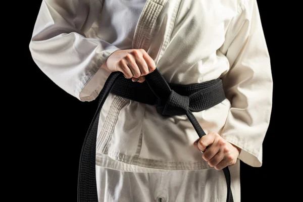 Luchador apretando cinturón de karate — Foto de Stock